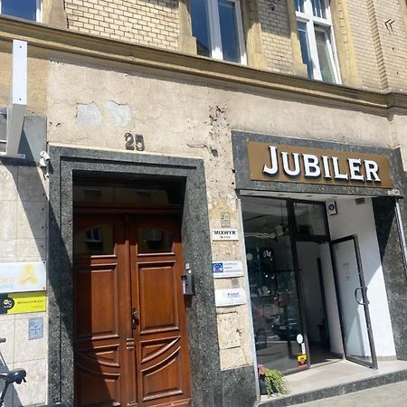 Przytulna Kawalerka 10Min Pieszo Od Dworca/Galerii Apartment Katowice Luaran gambar